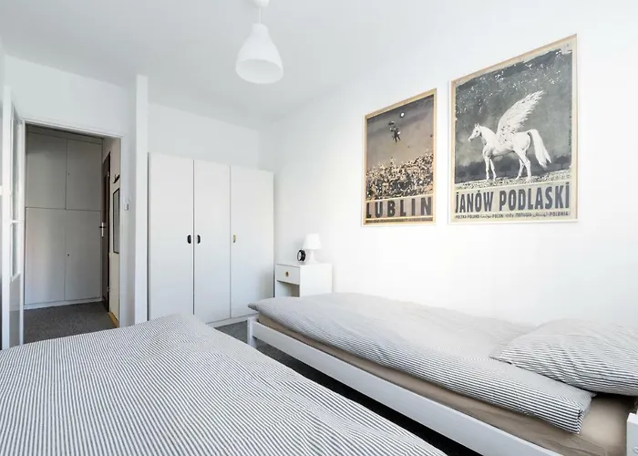 Chmielna Hammock Apartment